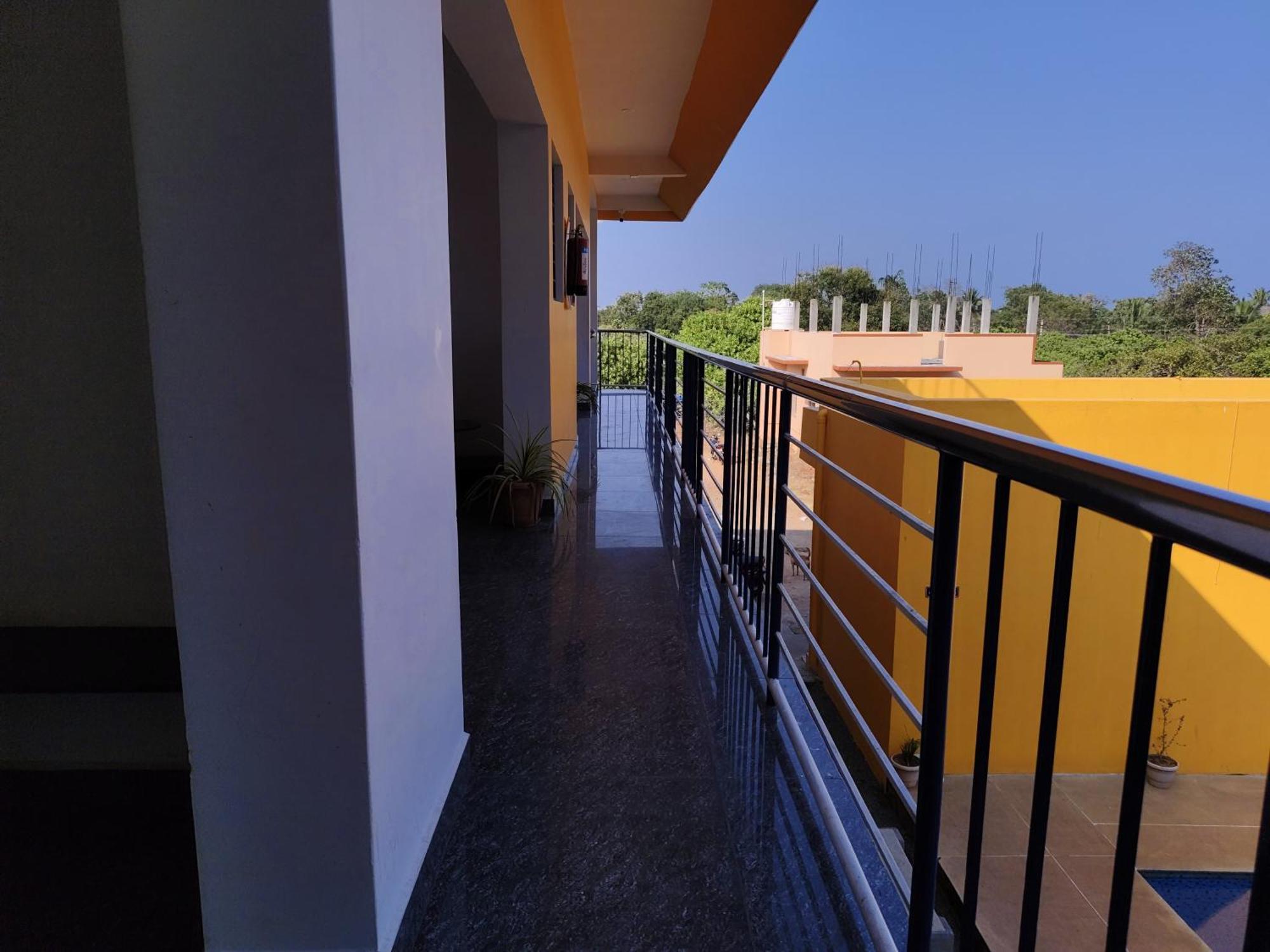 De' Capital Hotel Pondicherry Exterior photo